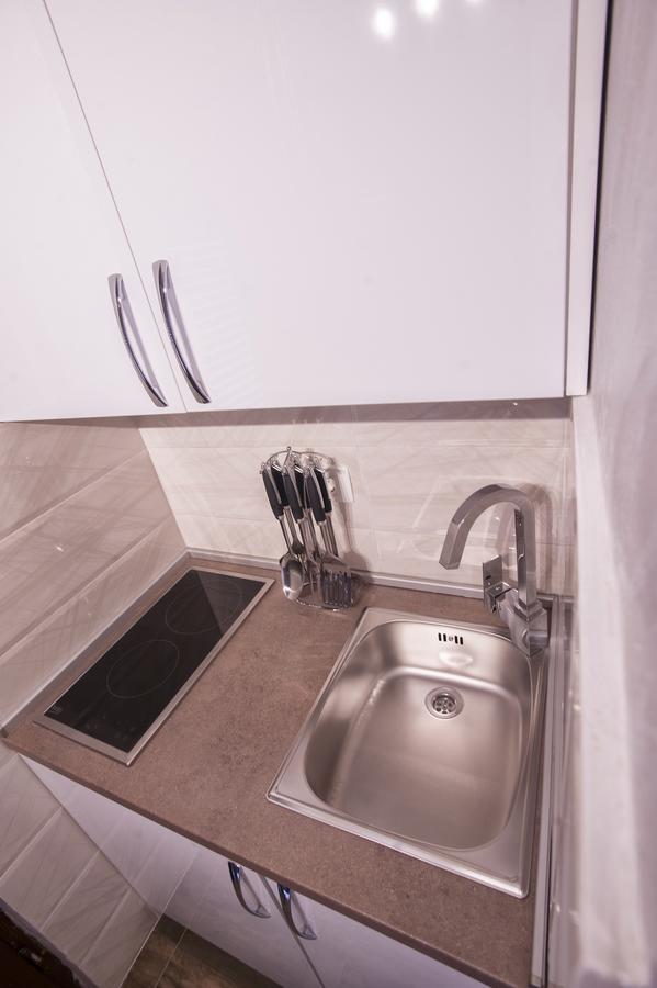 בודווה Luxury Boutique Studio Apartments מראה חיצוני תמונה