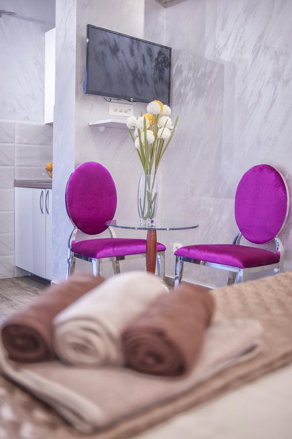 בודווה Luxury Boutique Studio Apartments מראה חיצוני תמונה